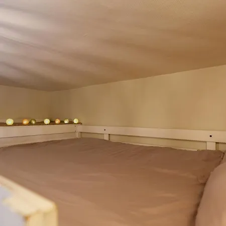 Appartement Le Petit Nid Etoile - Gare, Jardin Botanique, Wifi Évreux