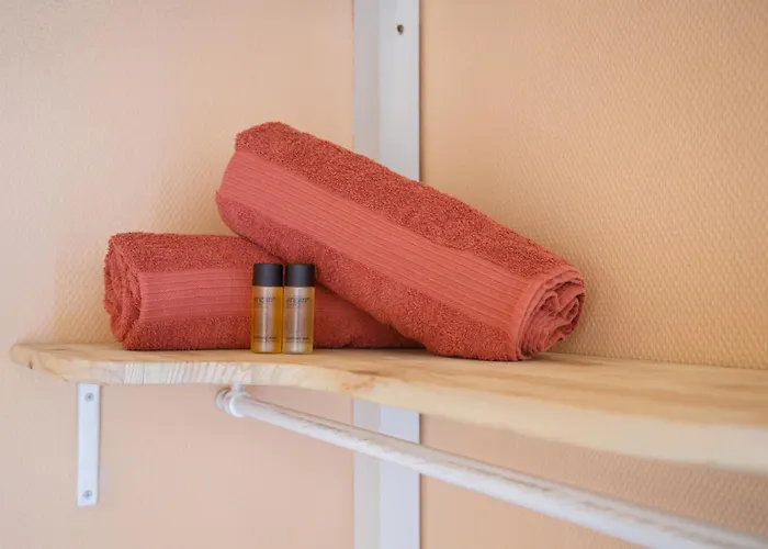 Le Petit Nid Etoile - Gare, Jardin Botanique, Wifi Evreux